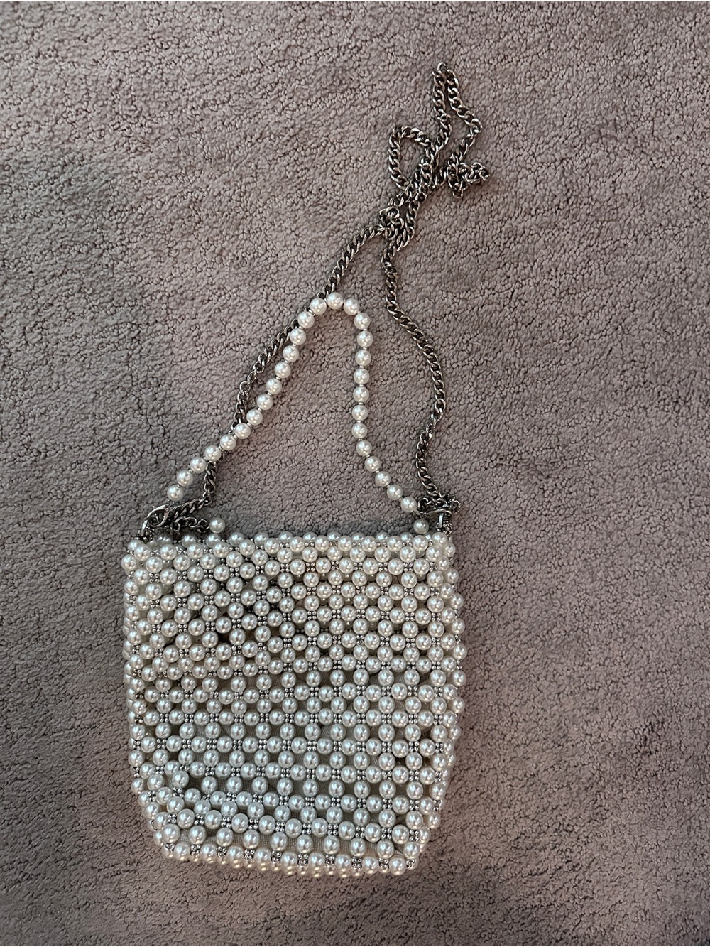 Zara Pearl Beaded Shoulder Bag with Chain Strap - White